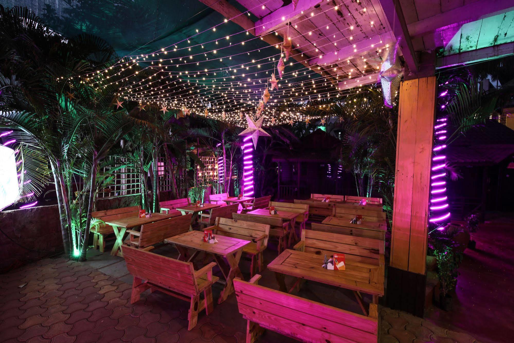 Treebo Trend Ashwem Beach Resort Goa Mandrem Extérieur photo