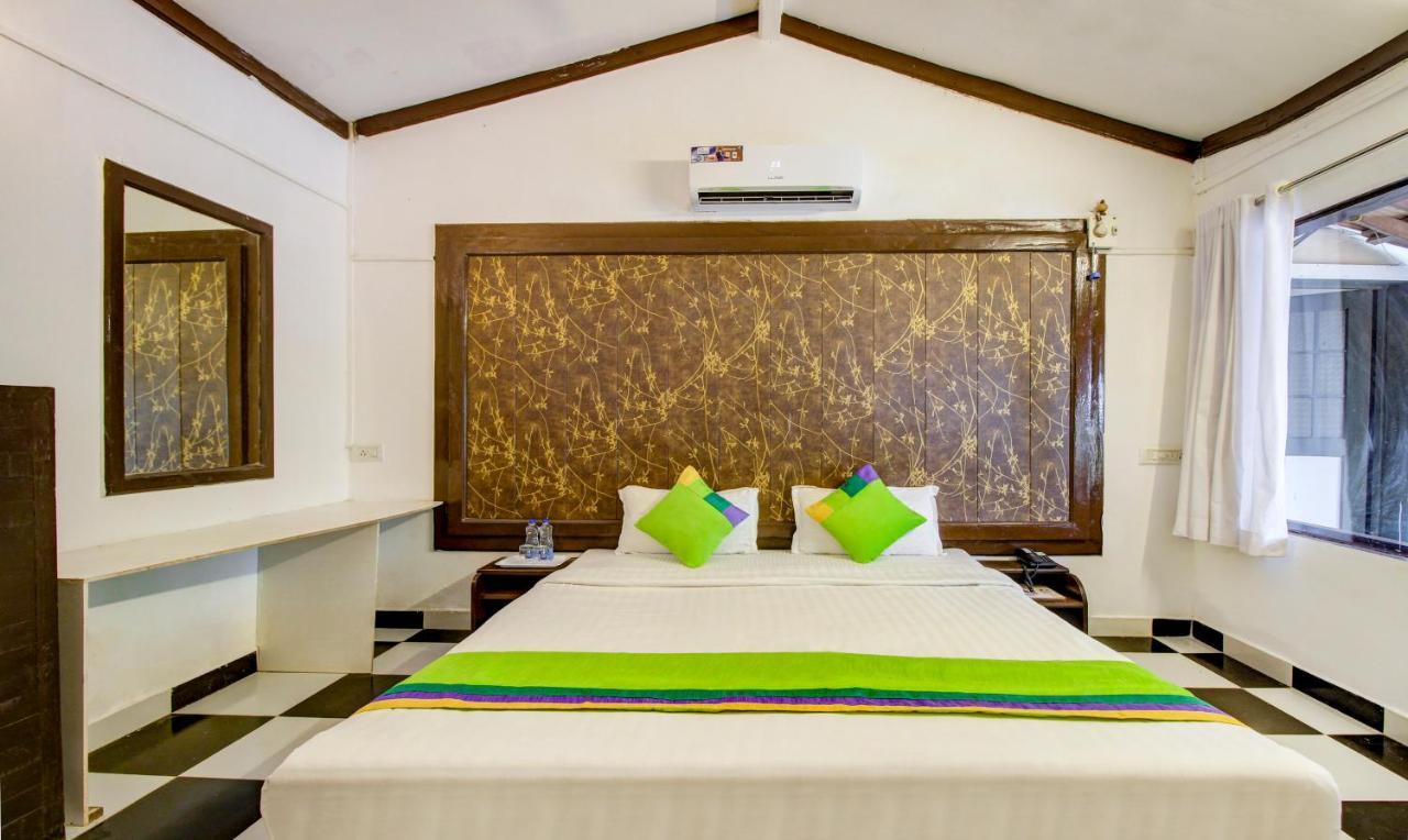 Treebo Trend Ashwem Beach Resort Goa Mandrem Extérieur photo