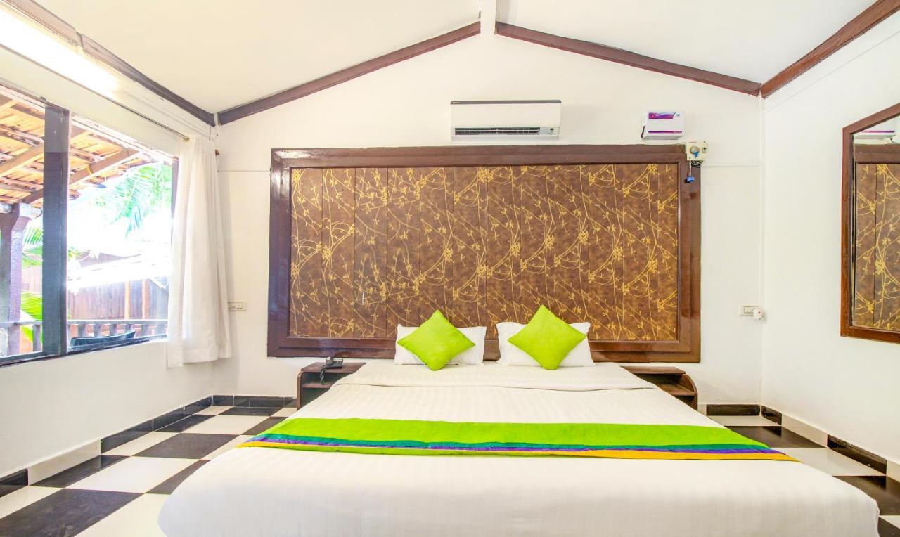 Treebo Trend Ashwem Beach Resort Goa Mandrem Extérieur photo